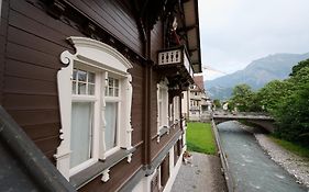 Esos Hotel Quelle